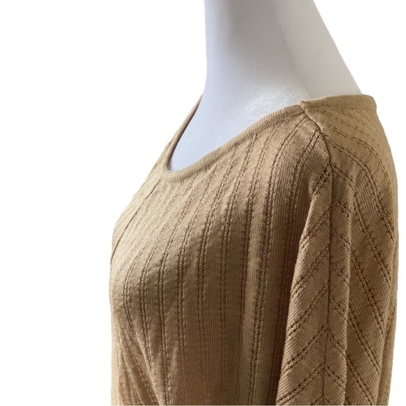 Venus Drop Shoulder Knit Sweater - Picture 3 of 10